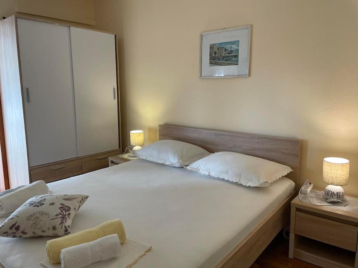 Apartments Gordana Buzolic Hvar Town Dış mekan fotoğraf